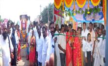 Arogya Mitra Consultancy Hospital started medical shops in Neredu Charla Municipality.... MLA Saidi Reddy