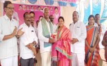MLC Kadiam Srihari honored Sarpanch Pratyusha Reddy