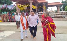 Film actor Bandla Ganesh visited Bala Brahmeswara Swamy