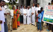 Farmers should develop economically by rearing dairy cattle -- MPP Raja Reddy