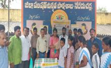 Municipal Vice Chairman Challa Sreelatha Reddy participated in the national deworming day celebrations.